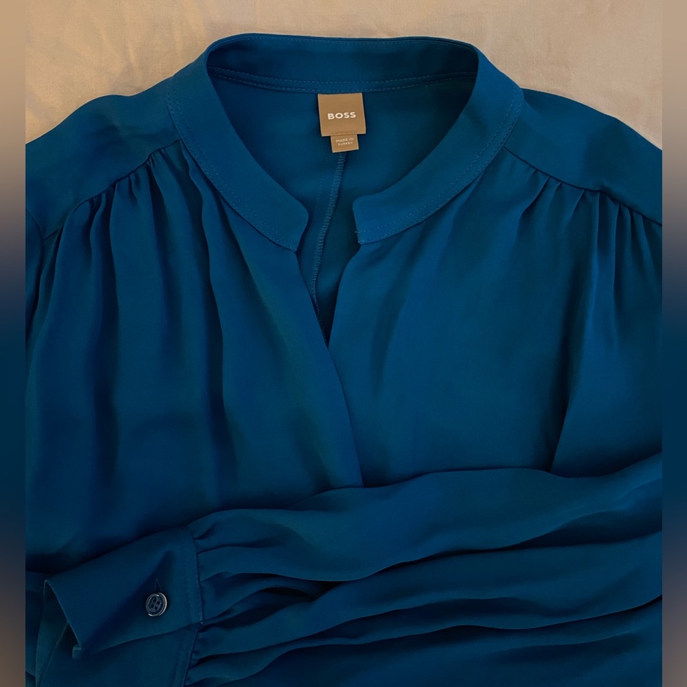 Hugo Boss long sleeve tie waist blue dress size 6